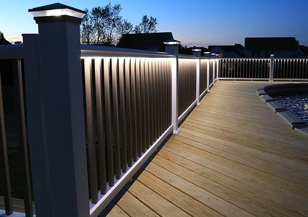 Deck Railing Lights