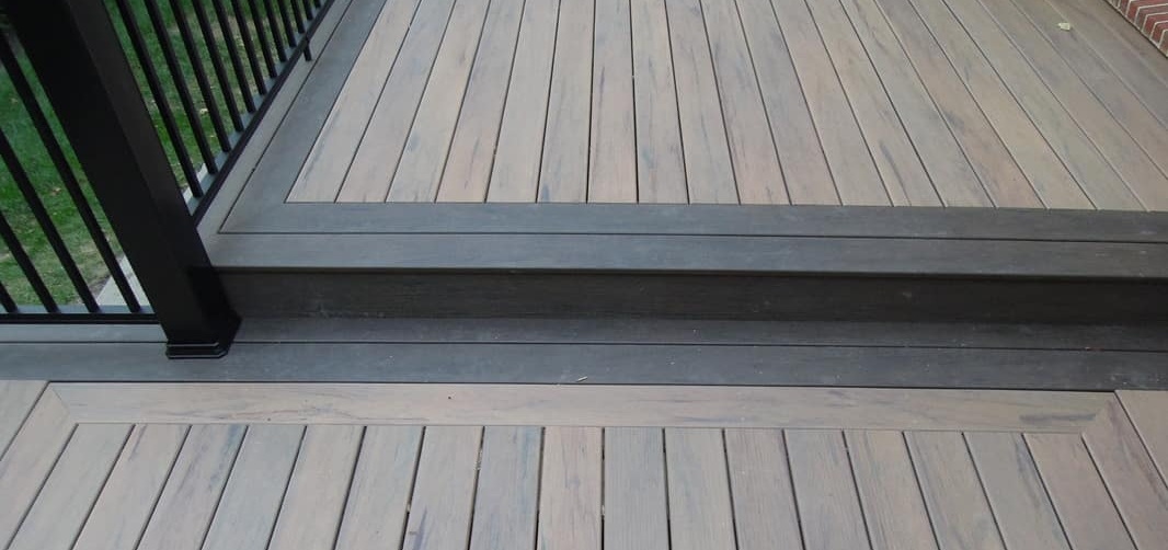 Picture frame border deck